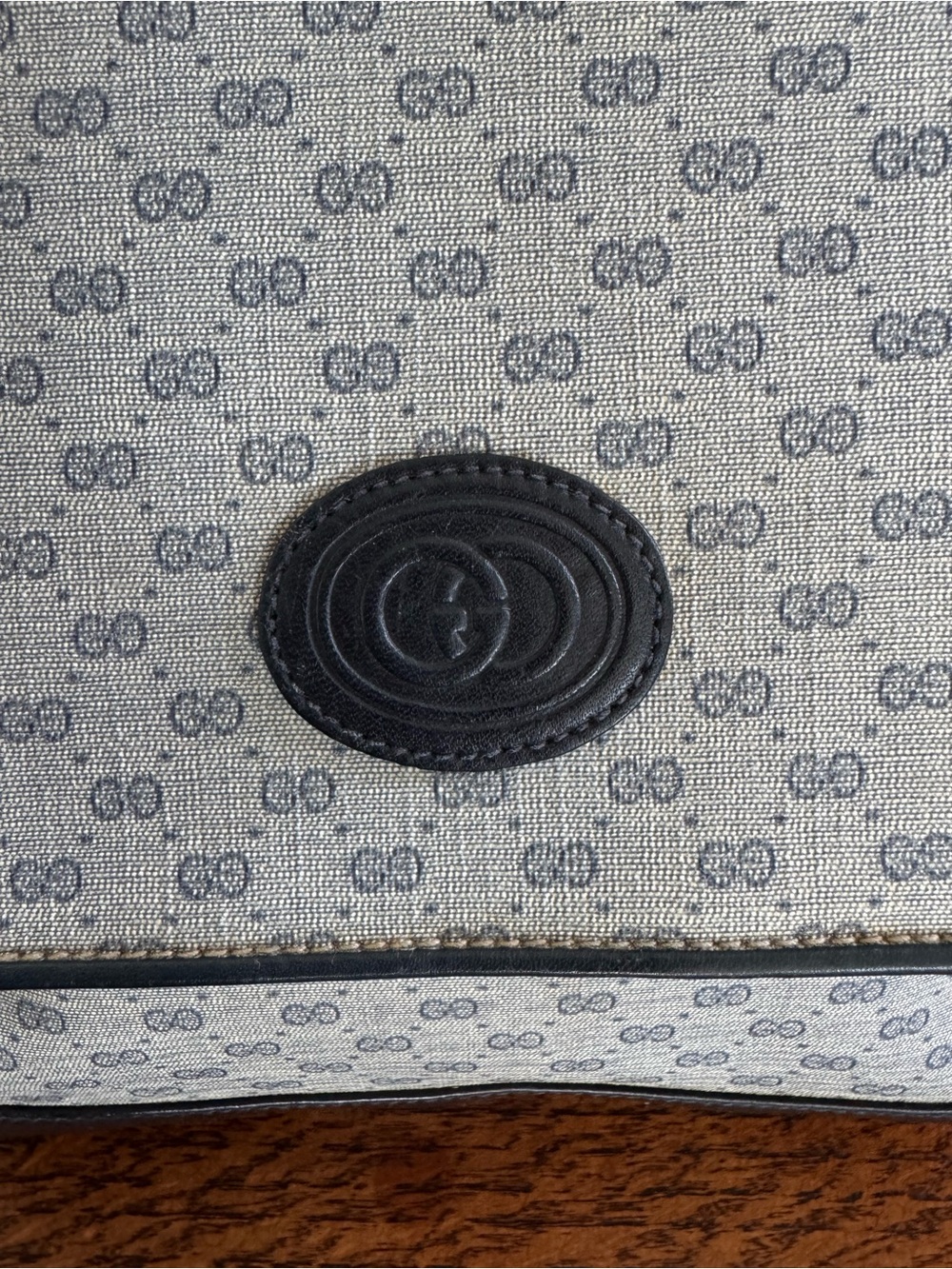 Gucci Vintage Micro GG Monogram Messenger Shoulder/Crossbody Bag with COA - Picture 3 of 14